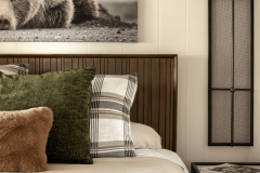 Lakeshore Lakehouse Design - Guest Bedroom Industrial